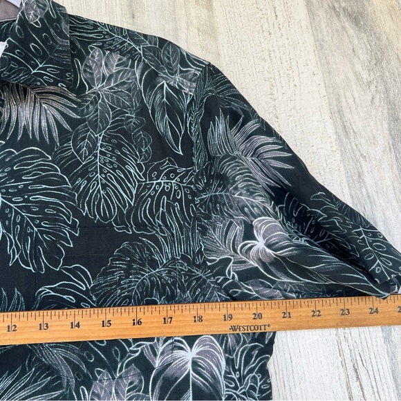 NWT Tommy Bahama 100% Silk Mens S Shirt Casual Button Down Short Sleeve Tropical - Picture 11 of 12